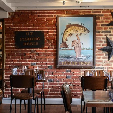 The Tickled Trout Otel Maidstone Dış mekan fotoğraf